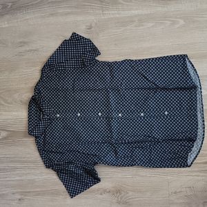 Navy blue patterned button up